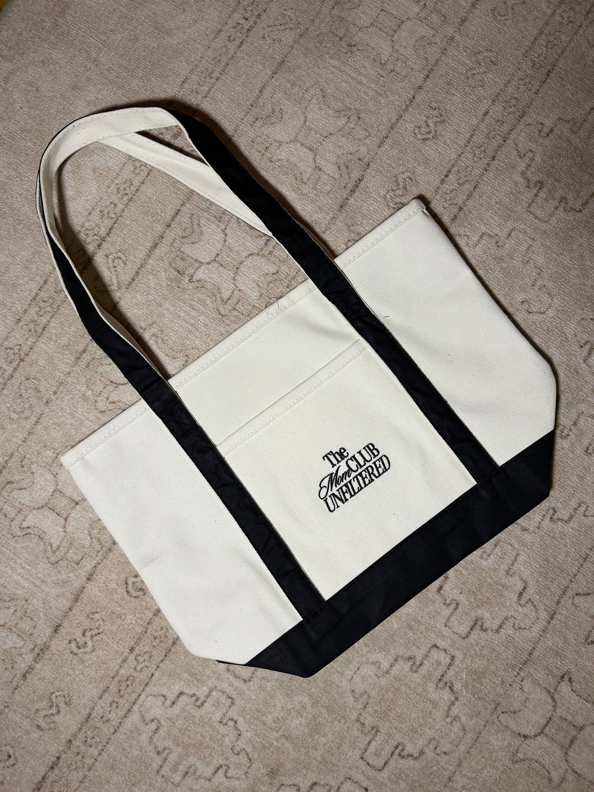 MOM CLUB TOTE
